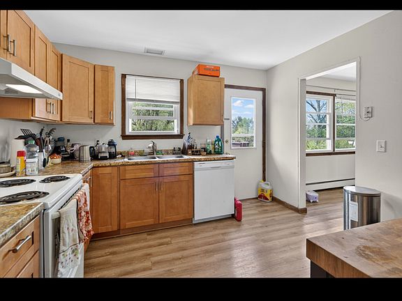 5th image of 227 Snyder Hill Rd #A