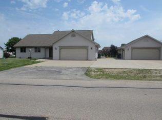 N9524 Noe Rd, APPLETON, WI 54915