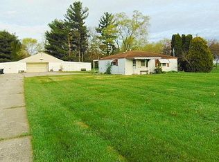 58251 Peach Rd, South Bend, IN 46619