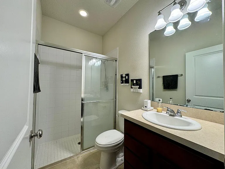 8762 Micmac Ct — Photo 17