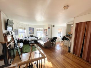 111 Gainsborough St UNIT 406, Boston, MA 02115