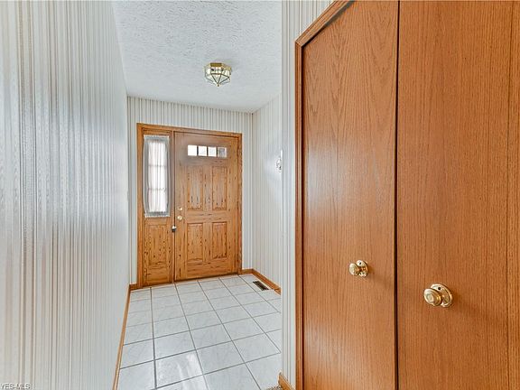 2nd image of 259 Park Place Dr