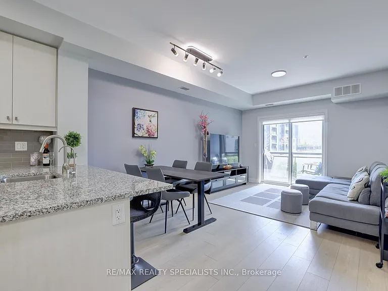 3170 Erin Mills Pkwy #122 — Photo 11