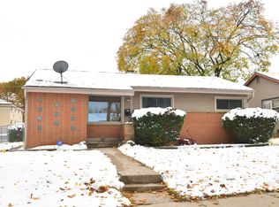 8605 W Lawrence Ave, Milwaukee, WI 53225