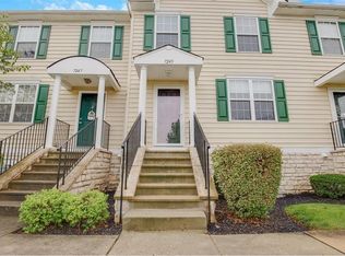 7243 Colonial Affair Dr #1, New Albany, OH 43054