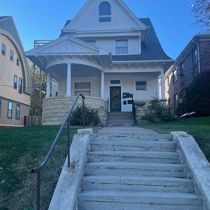 1st image of 1618 S 32nd Ave #4