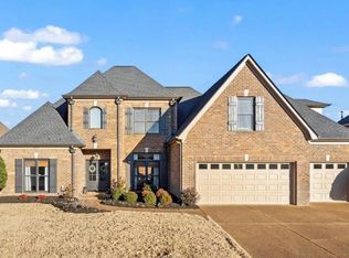 10527 Red Stone Dr, Collierville, TN 38017