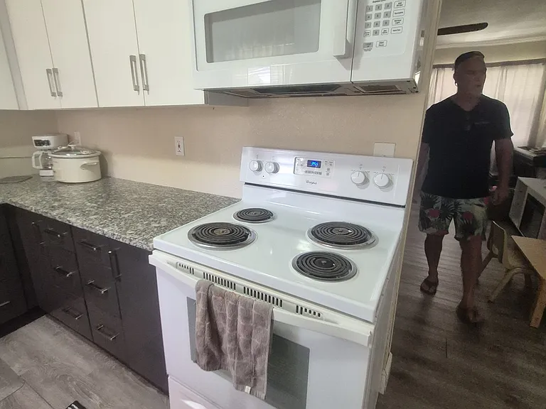 408 A Ln — Photo 8