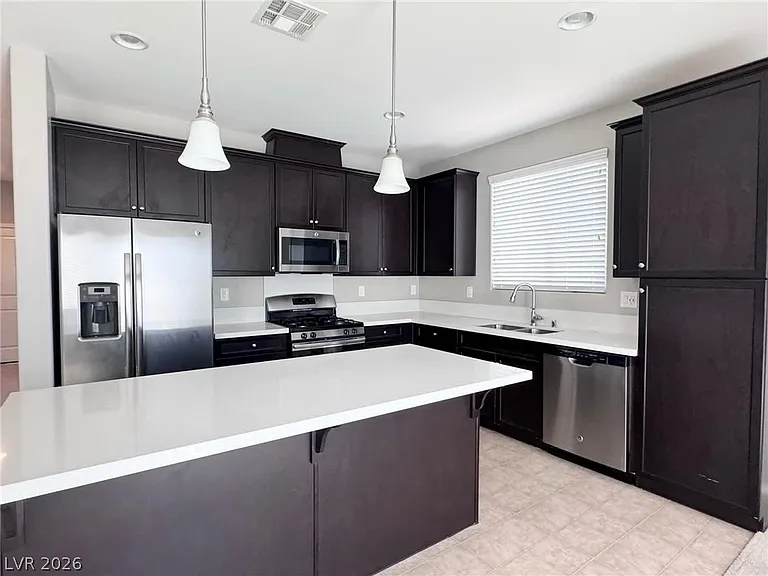 7381 Amesbury St — Photo 5