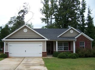 100 Logan Ct, Statham, GA 30666