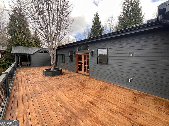 5th image of 162 Dryman Ridge Rd