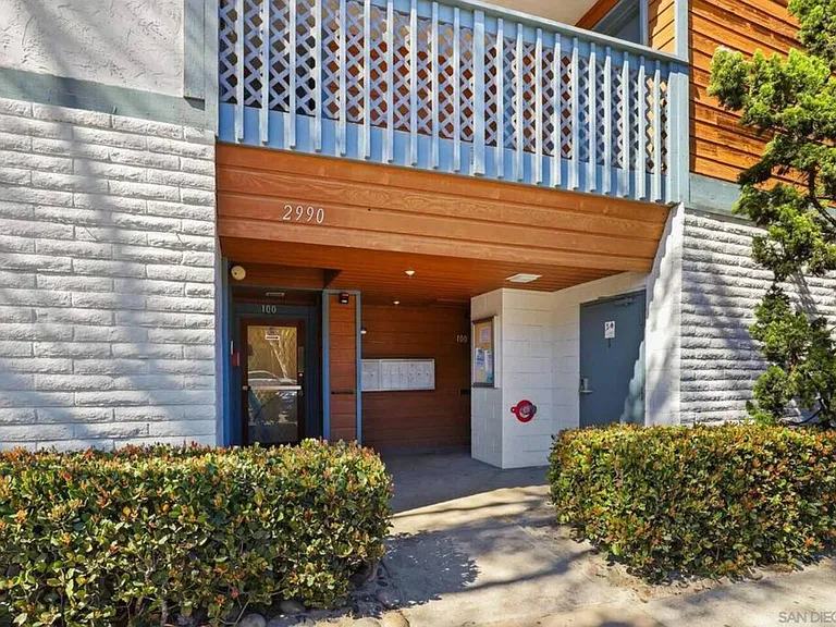 2990 Mission Blvd #202 — Photo 14
