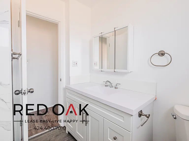 111 W Del Amo Blvd #6 — Photo 21