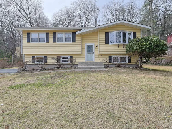 15 Nursery Road, Tuxedo Park, NY 10987