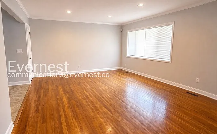 6913 Martha Ave #A — Photo 3