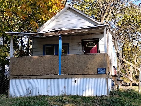 2nd image of 724 Plaisance Ave