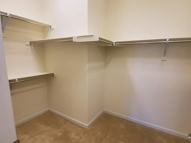 6015 Medlar Pl — Photo 10