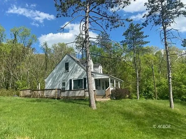 6400 Old Us Route 33, Athens, OH 45701