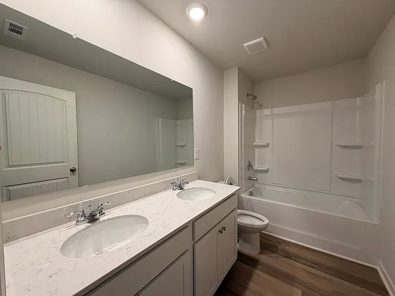 127 Biltmore Pl — Photo 13