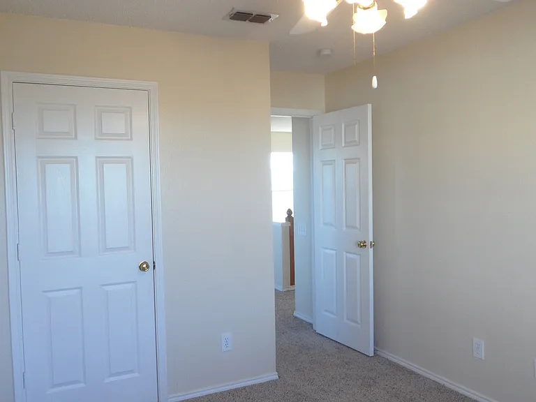 3412 Derby Ct — Photo 23