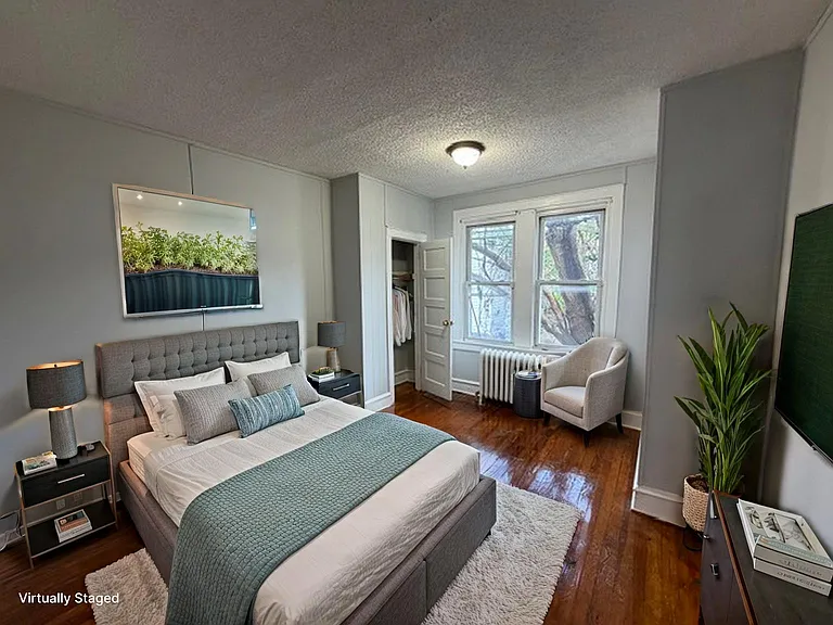 5928 N Lawrence St — Photo 4