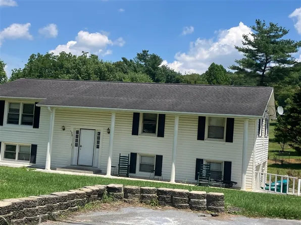 130 Jim Buck Rd, Johnson City, TN 37601