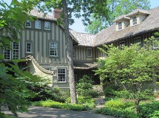 1414 N Green Bay Rd, Lake Forest, IL 60045