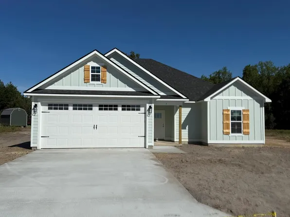 7 SE Pheasant Ln, Moultrie, GA 31788