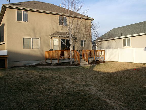 Great backyard w/ large shed