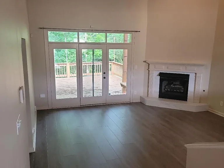 928 Running Brook Dr — Photo 2
