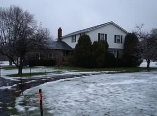 7552 Wilson Mills Rd, Chesterland, OH 44026