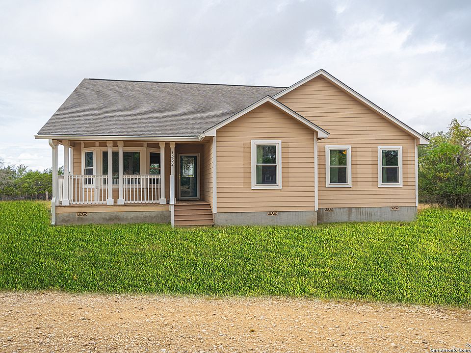 1st image of 1582 ENGLISH HOLLOW DR