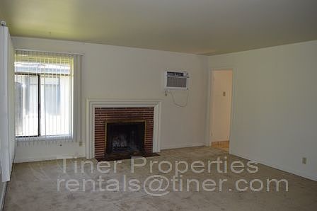 3rd image of 2444 Ione St