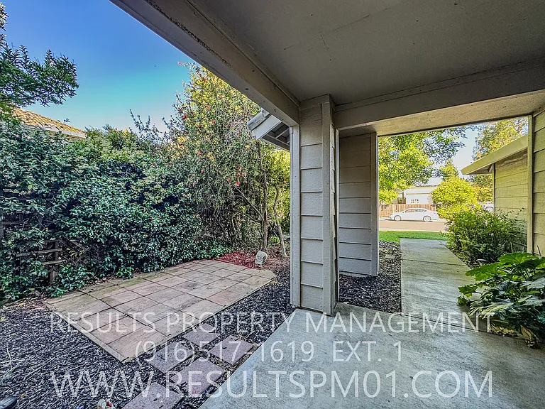 3546 Willard Way — Photo 13