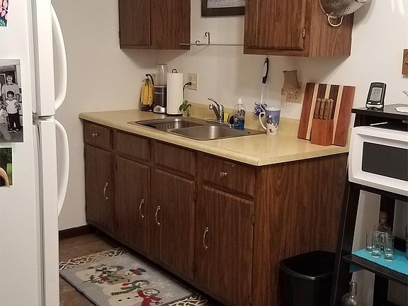 3rd image of 717 Garland St E #11022465