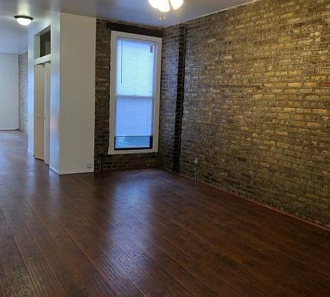 3rd image of 4718 N Kedzie Ave #2