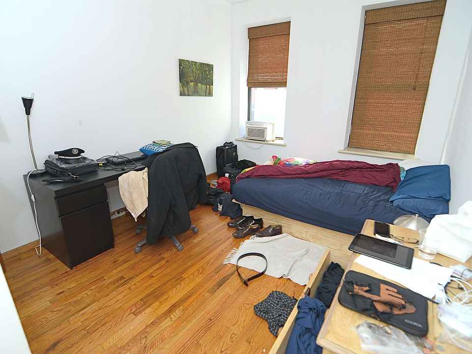 2nd image of 29 Orchard St APT 2B