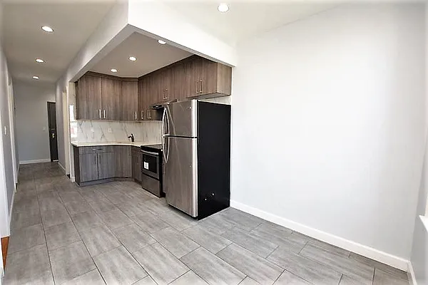 Rented by Merit Group & Associates | media 27