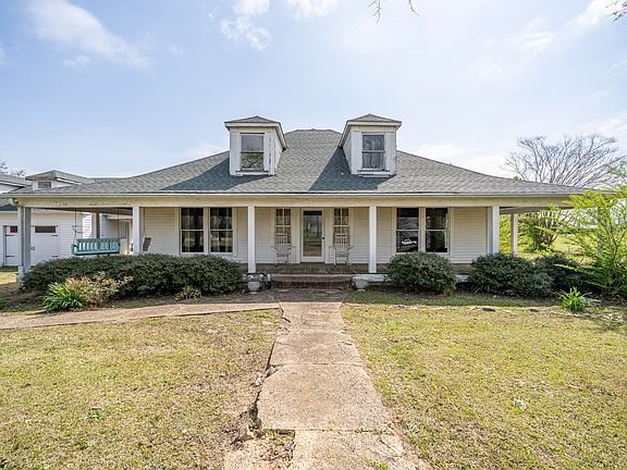 2nd image of 2055 Kendrick Rd
