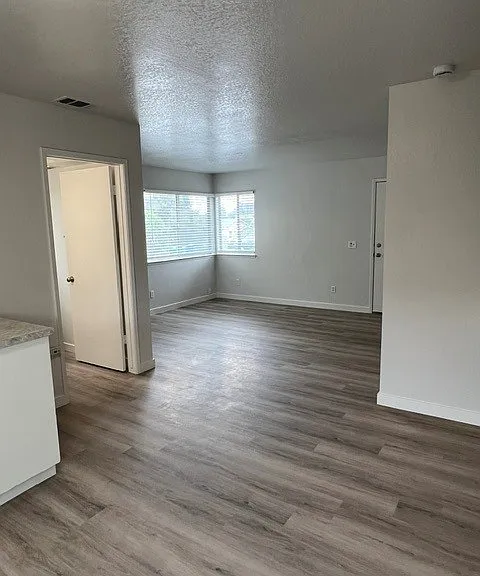 2460 Ocean St #C — Photo 3