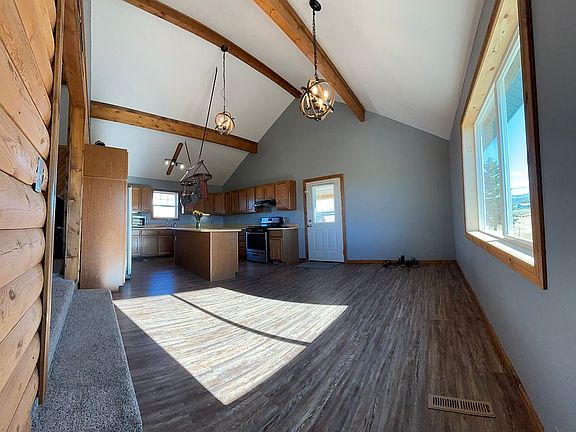 3rd image of 28 N Fork Rd