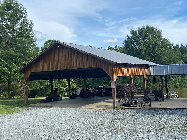 1177 Fred Merritt Rd — Photo 3