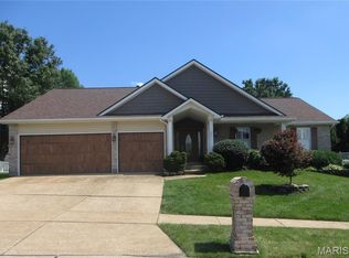 3122 Piney Pointe Dr, Saint Louis, MO 63129