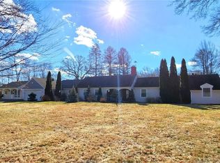 420 Allen Ave, Meriden, CT 06451