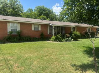 4205 Hickory Tree Rd, Balch Springs, TX 75180