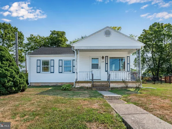 23 Maple Dr, Mechanicsburg, PA 17050