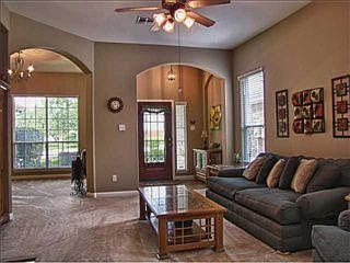 4th image of 1010 Horne Dr