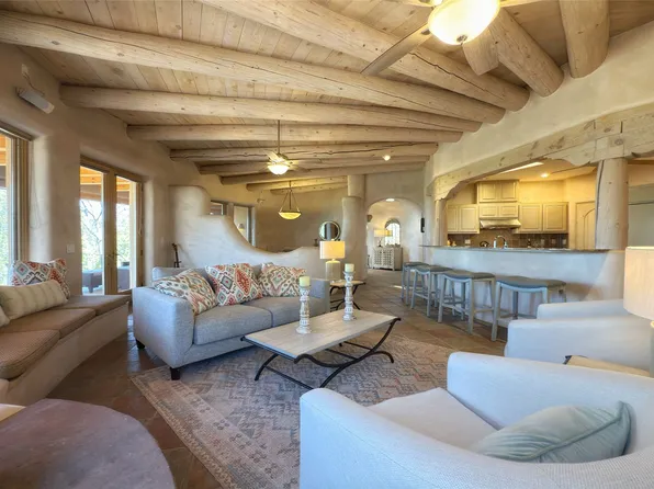 409 Kachina Ct, Santa Fe, NM 87501