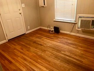 4th image of 1600 3rd Ave #A