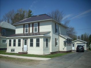 13 Collins St, Chateaugay, NY 12920